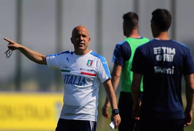 球员结构不 球员结构不