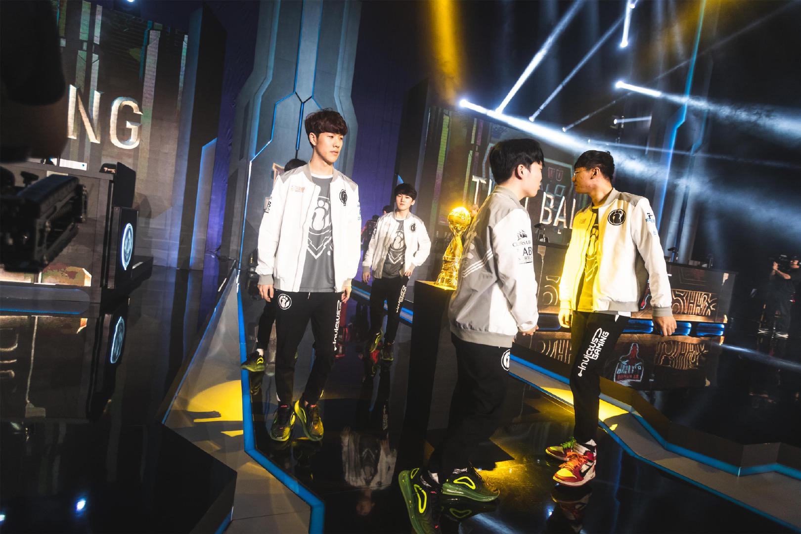 卡尔文-拉姆齐：在一线队训练对我有利，想追随布拉德利的脚步