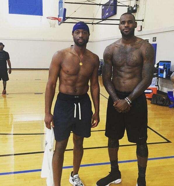 PlayStation DualSense®无线控制器《原神》限定版将于2026年1月21日上市